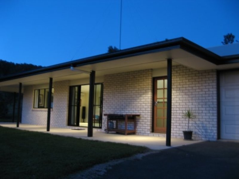 202 Allen Road, Chatsworth QLD 4570