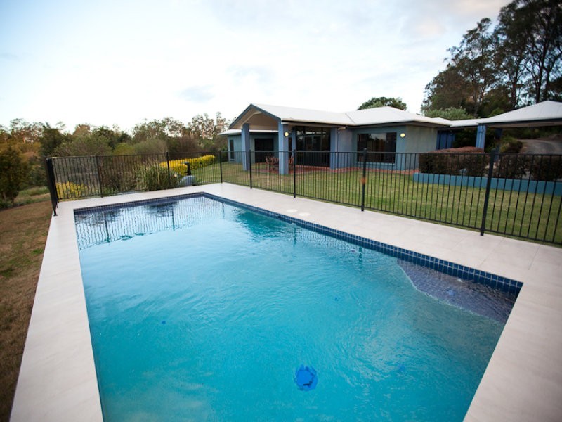 12 Tipping Road, Chatsworth QLD 4570