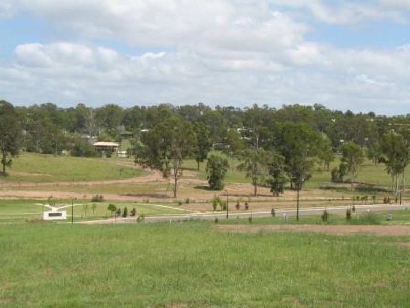 27 Directors Circuit, Jones Hill QLD 4570