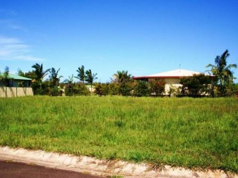 16 Mariposa place, Cooloola Cove QLD 4580