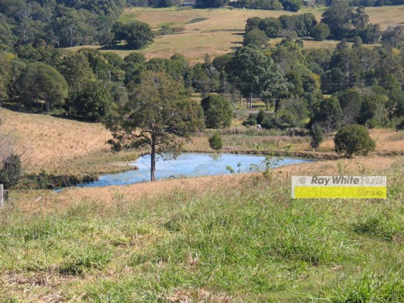 Canina QLD 4570
