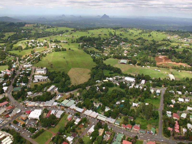 22 Coral Street, Maleny QLD 4552