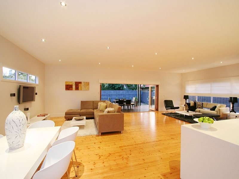 19 Acacia Street, Carnegie VIC 3163