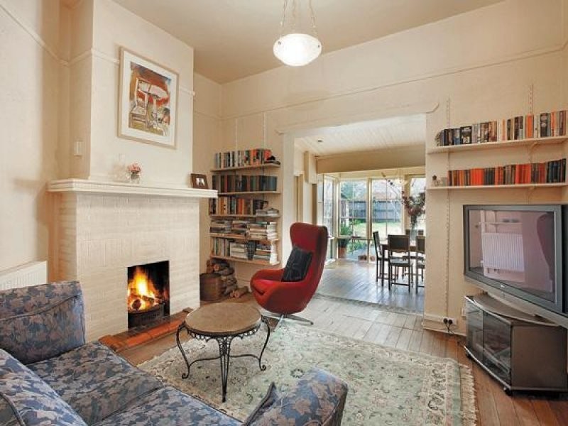 32 Foster Avenue, Glen Huntly VIC 3163