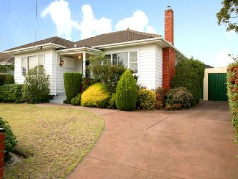 16 Lawson Street, Bentleigh VIC 3204