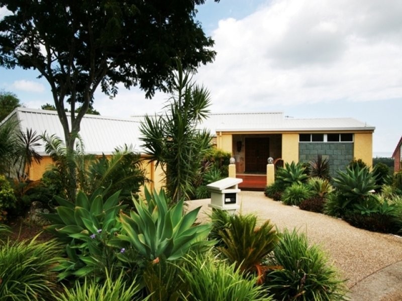 3 Bicton Court, Elanora QLD 4221