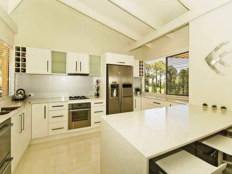 3 Bicton Court, Elanora QLD 4221