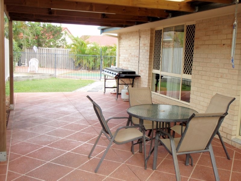 6 Rosewater Crescent, Tugun QLD 4224