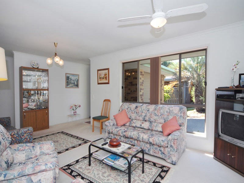 33 Zinnea Street, Elanora QLD 4221