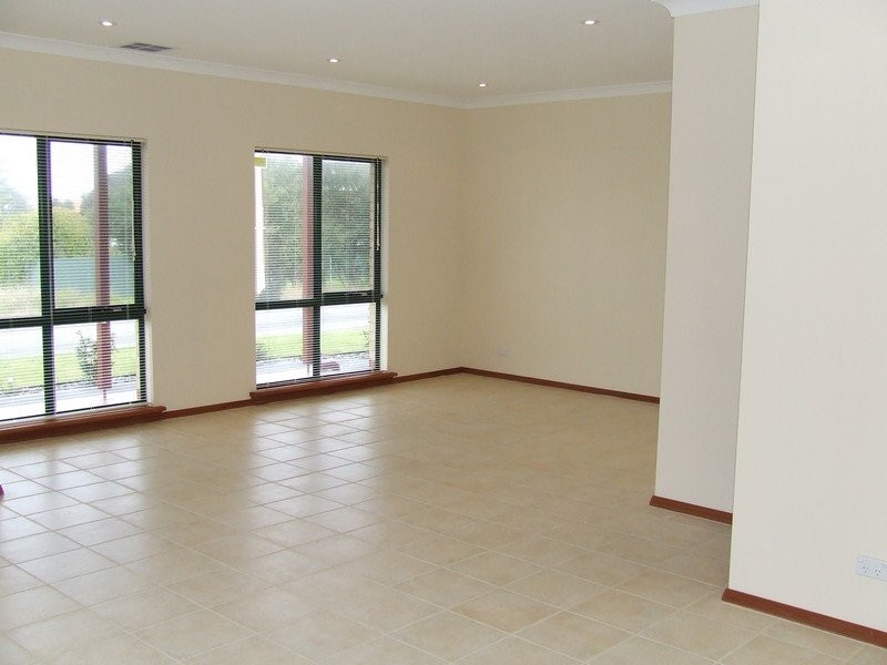 10 Rupara Avenue, Hayborough SA 5211