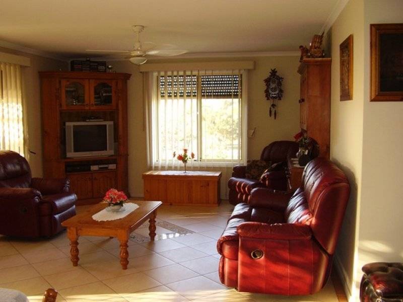2 Burnard Street, Normanville SA 5204