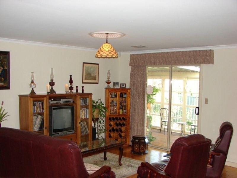 3 David Street, Victor Harbor SA 5211