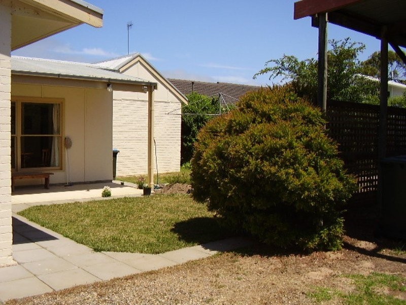 27 The Parkway, Victor Harbor SA 5211
