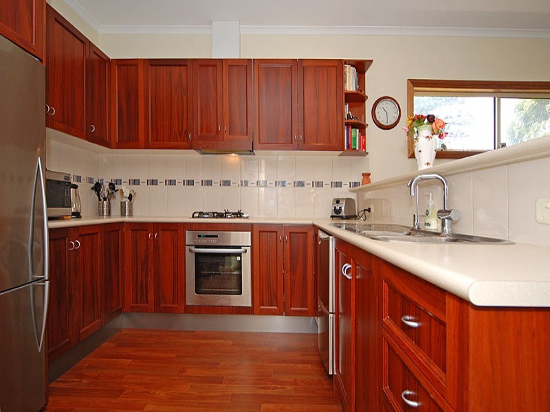 15 Breckan Avenue, Victor Harbor SA 5211