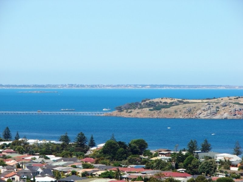 36 White Cresent, Encounter Bay SA 5211