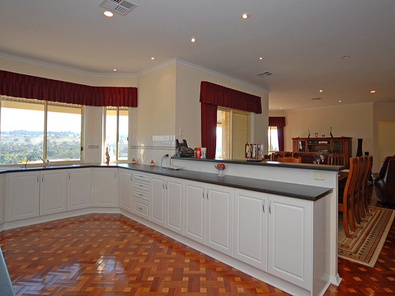 4 Shetland Court, Victor Harbor SA 5211