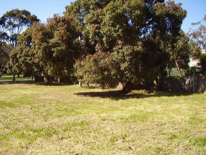 7 Gum Avenue, Victor Harbor SA 5211