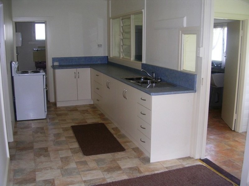 13 Grantley Avenue, Victor Harbor SA 5211