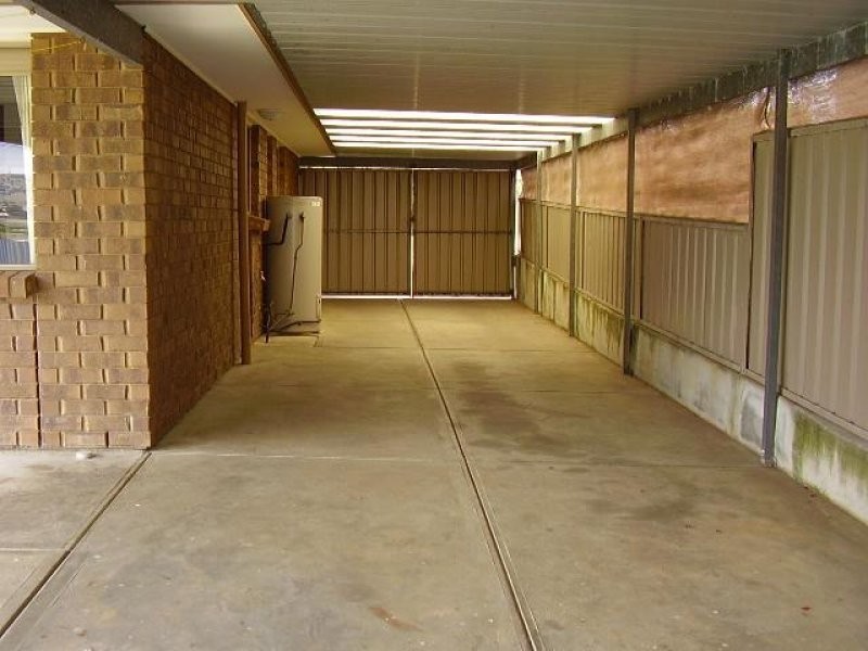 1 Ostend Crescent, Hayborough SA 5211