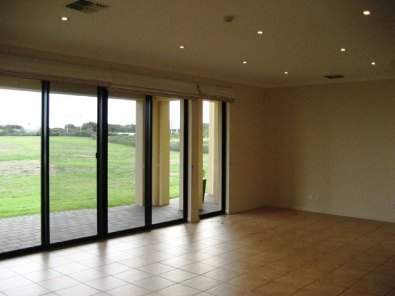 3 Vesta Drive, Hindmarsh Island SA 5214
