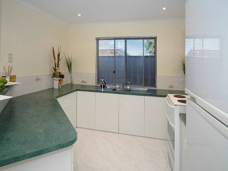 20 Shoalwater Close, Seaford Rise SA 5169