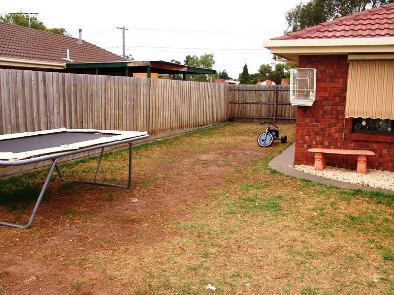 27 Reserve Road, Hoppers Crossing VIC 3029