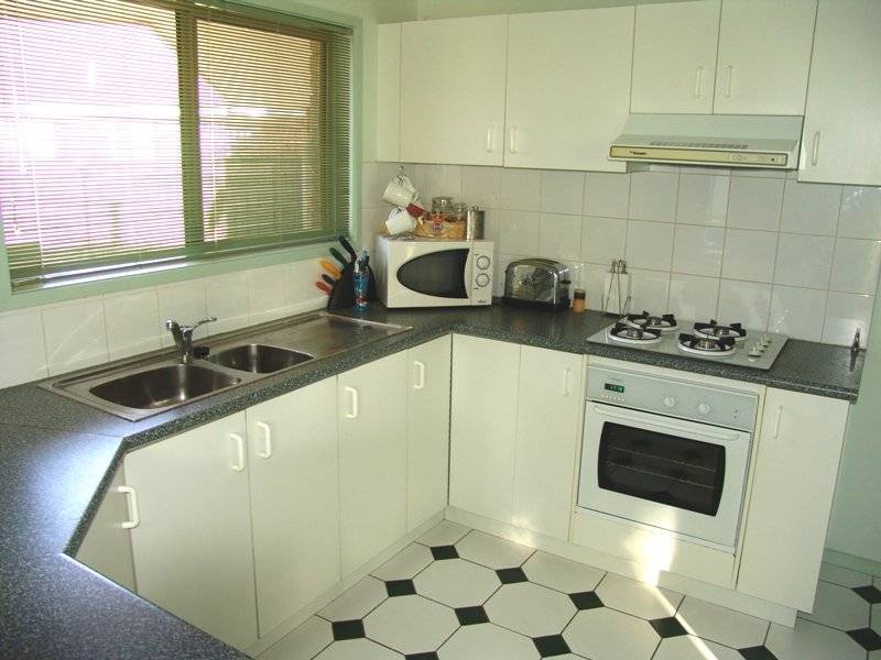 5 Lorraine Close, Hoppers Crossing VIC 3029