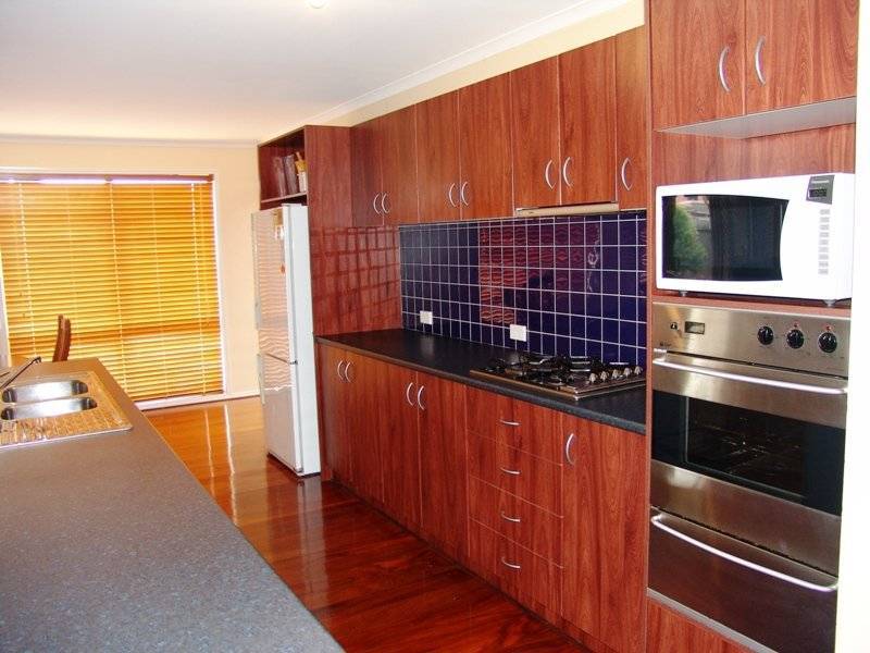 6 Glenwood Close, Hoppers Crossing VIC 3029
