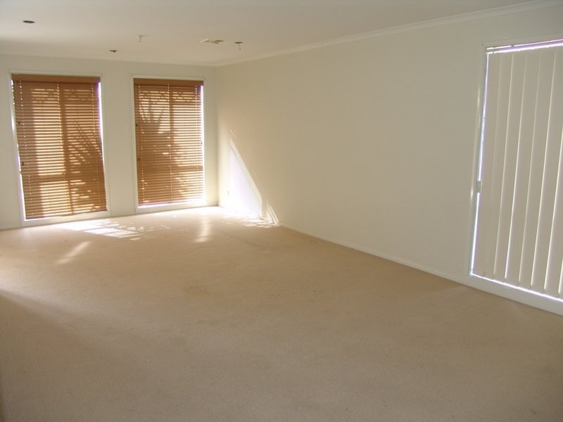 32 Chadway Avenue, Tarneit VIC 3029