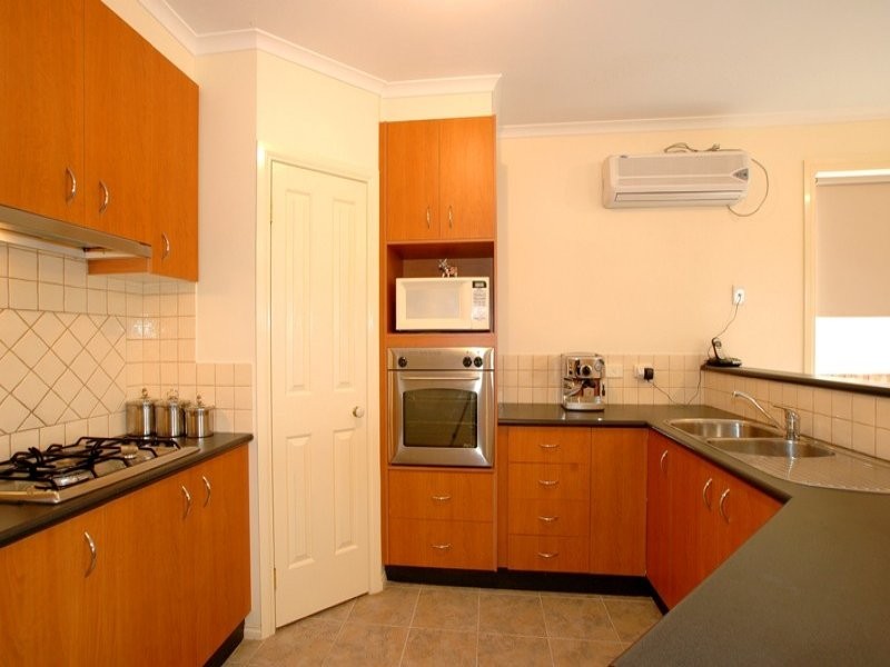 4 Rockbank Court, Tarneit VIC 3029