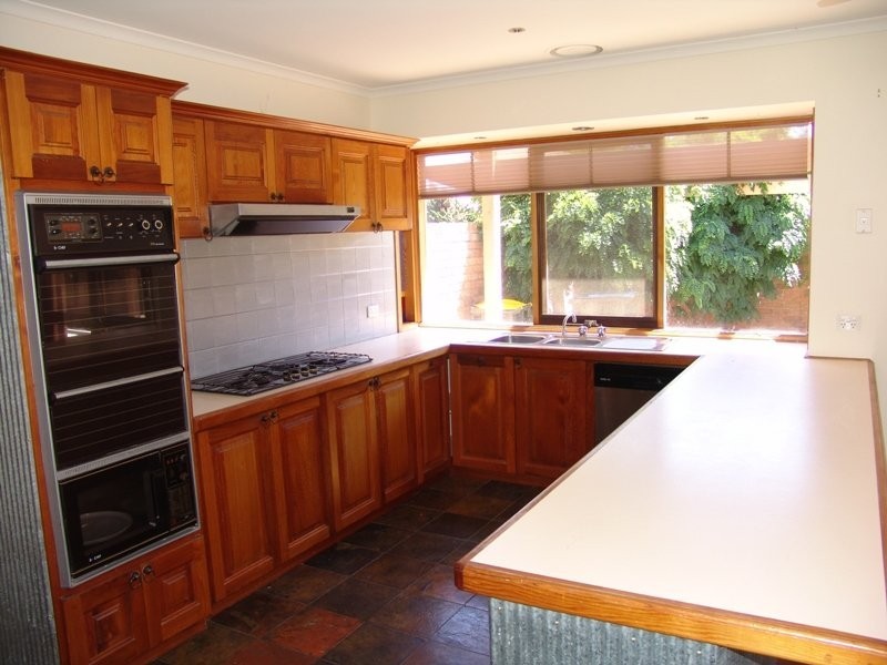 23 Parklands Grove, Werribee VIC 3030