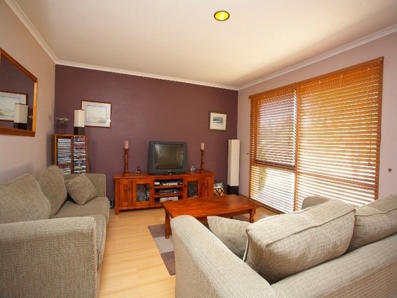 48 Kathleen Crescent, Hoppers Crossing VIC 3029