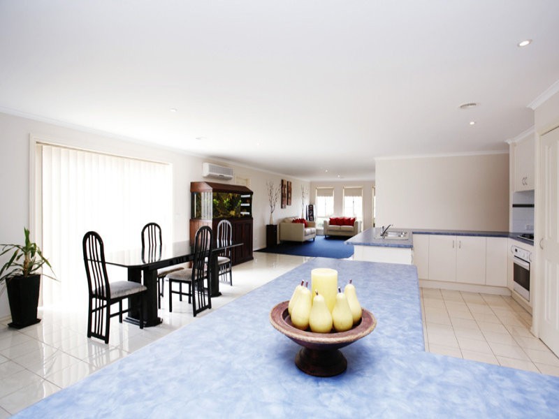 94 Walls Road, Werribee VIC 3030