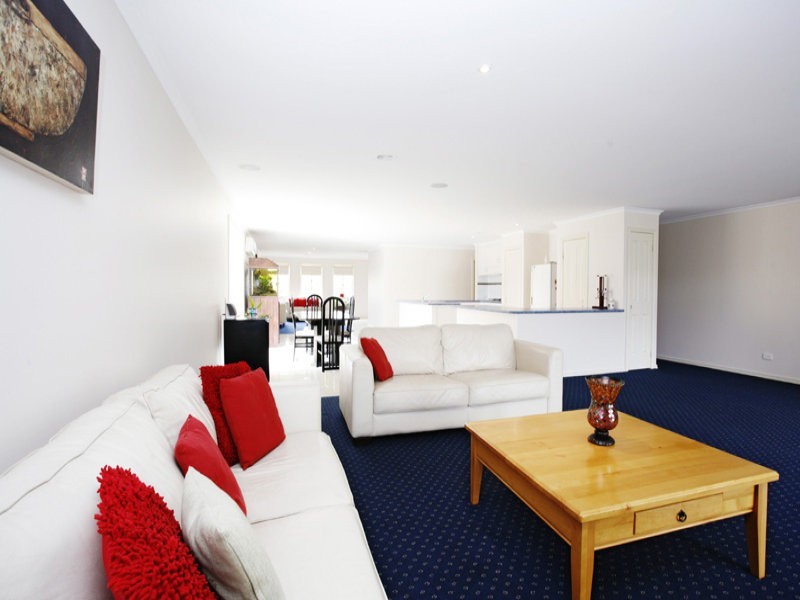 94 Walls Road, Werribee VIC 3030