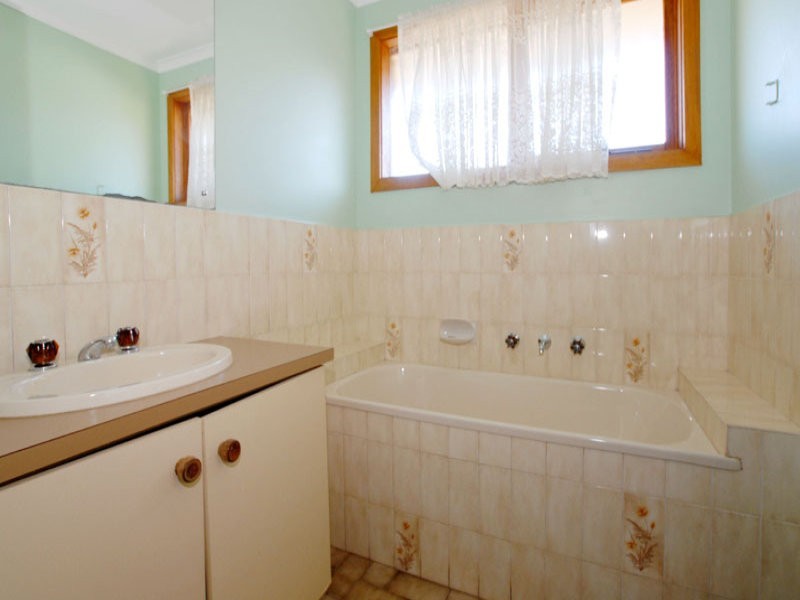 8 Drummer Street, Hoppers Crossing VIC 3029