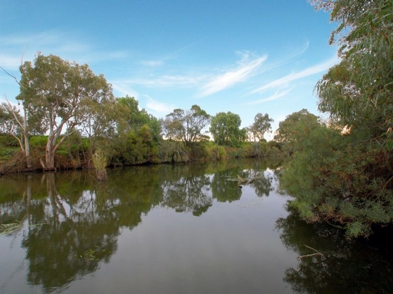 23 Brookville Avenue, Werribee VIC 3030