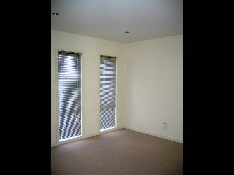 17 Hyde Park Terrace, Point Cook VIC 3030