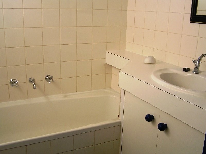 18 Melanie Drive, Werribee VIC 3030