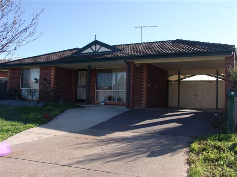 24 Karinya Close, Werribee VIC 3030