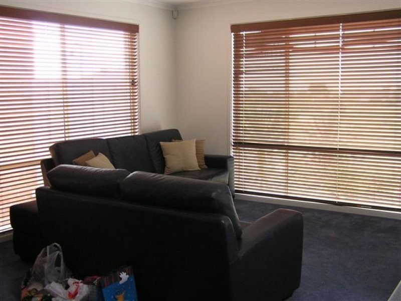 9 Cuthbert Avenue, Truganina VIC 3029