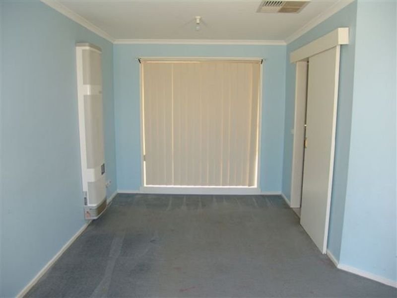 6 Rutman Close, Werribee VIC 3030