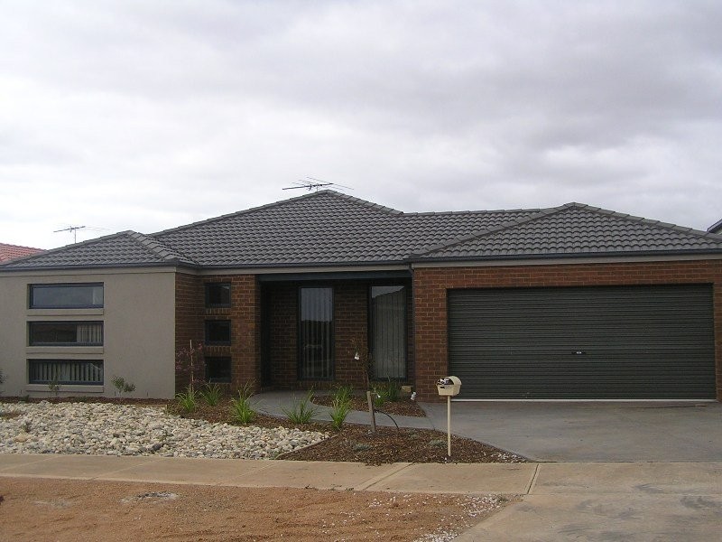 Lot 1015 Oakham Glade, Derrimut VIC 3030