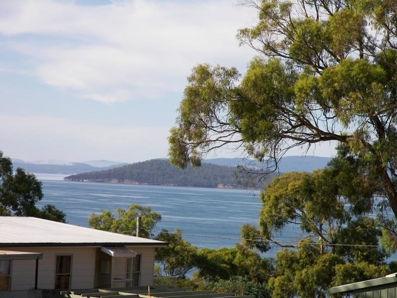 665 Primrose Sands Road, Primrose Sands TAS 7173