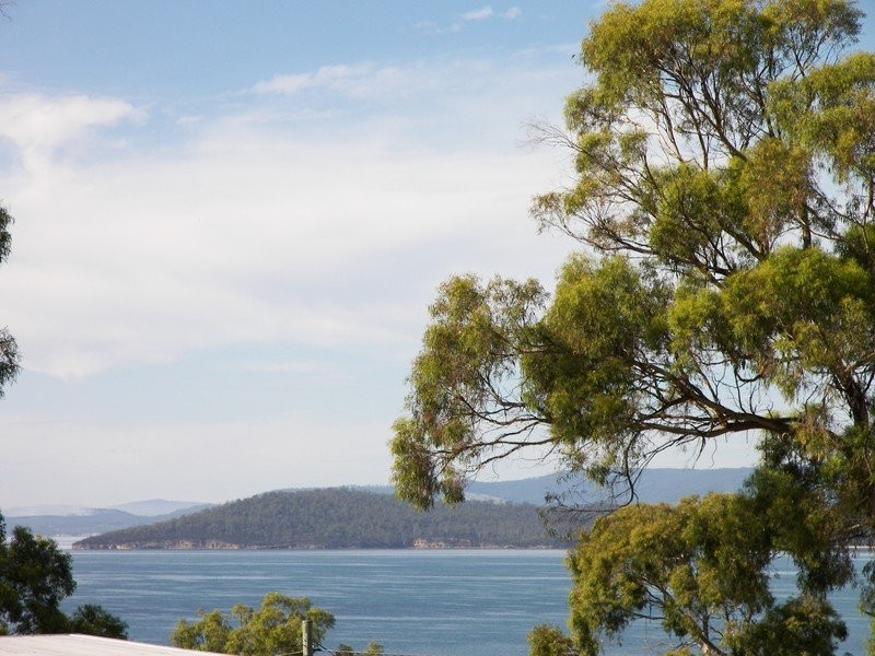 665 Primrose Sands Road, Primrose Sands TAS 7173