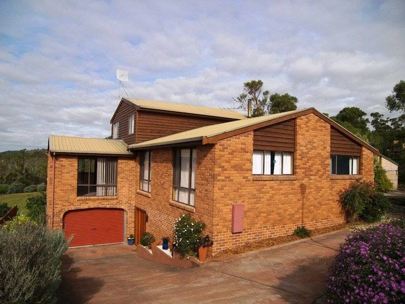 83 Suncoast Drive, Blackmans Bay TAS 7052
