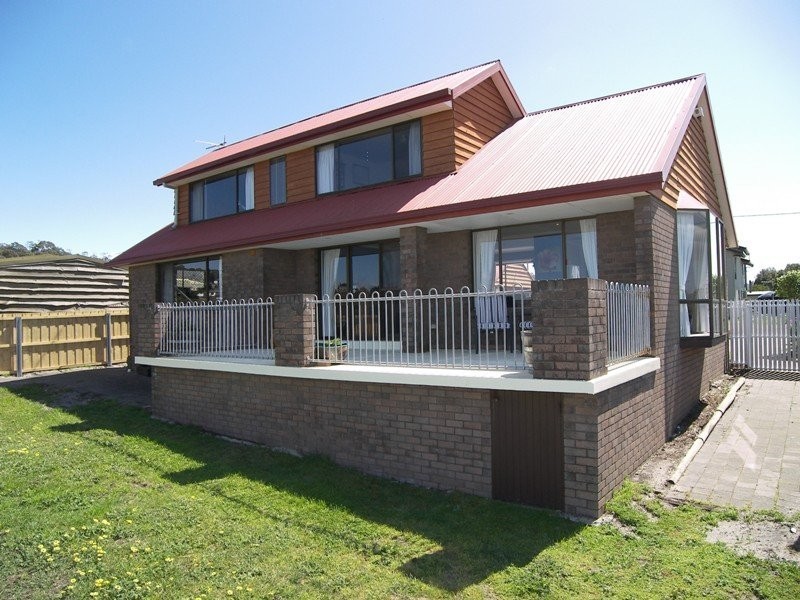 19 Petrel Street, Primrose Sands TAS 7173