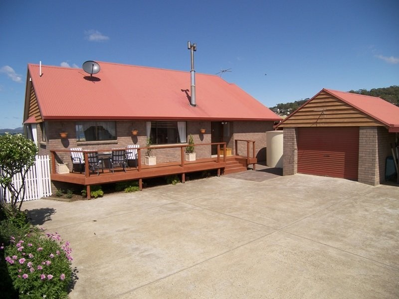 19 Petrel Street, Primrose Sands TAS 7173