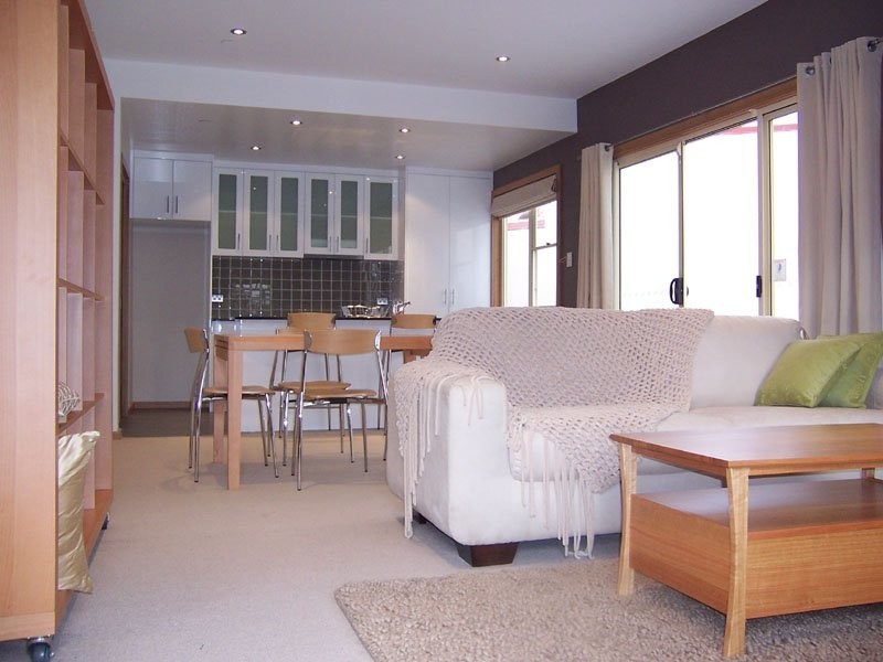 11 Princes Street, Sandy Bay TAS 7005