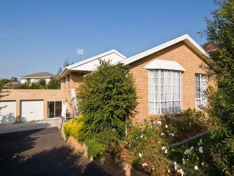4 Amberley Court, Blackmans Bay TAS 7052