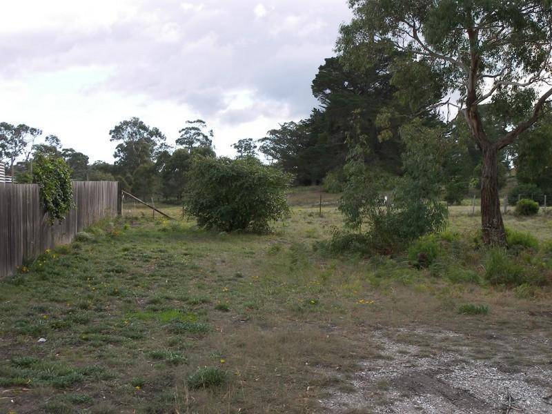 28 Erle Street, Carlton River TAS 7173